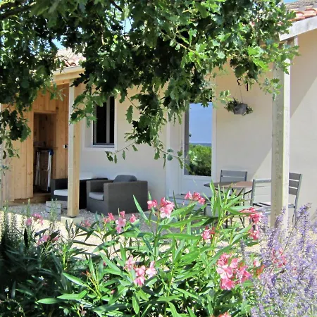 Le Petit Chenac Apartmán *